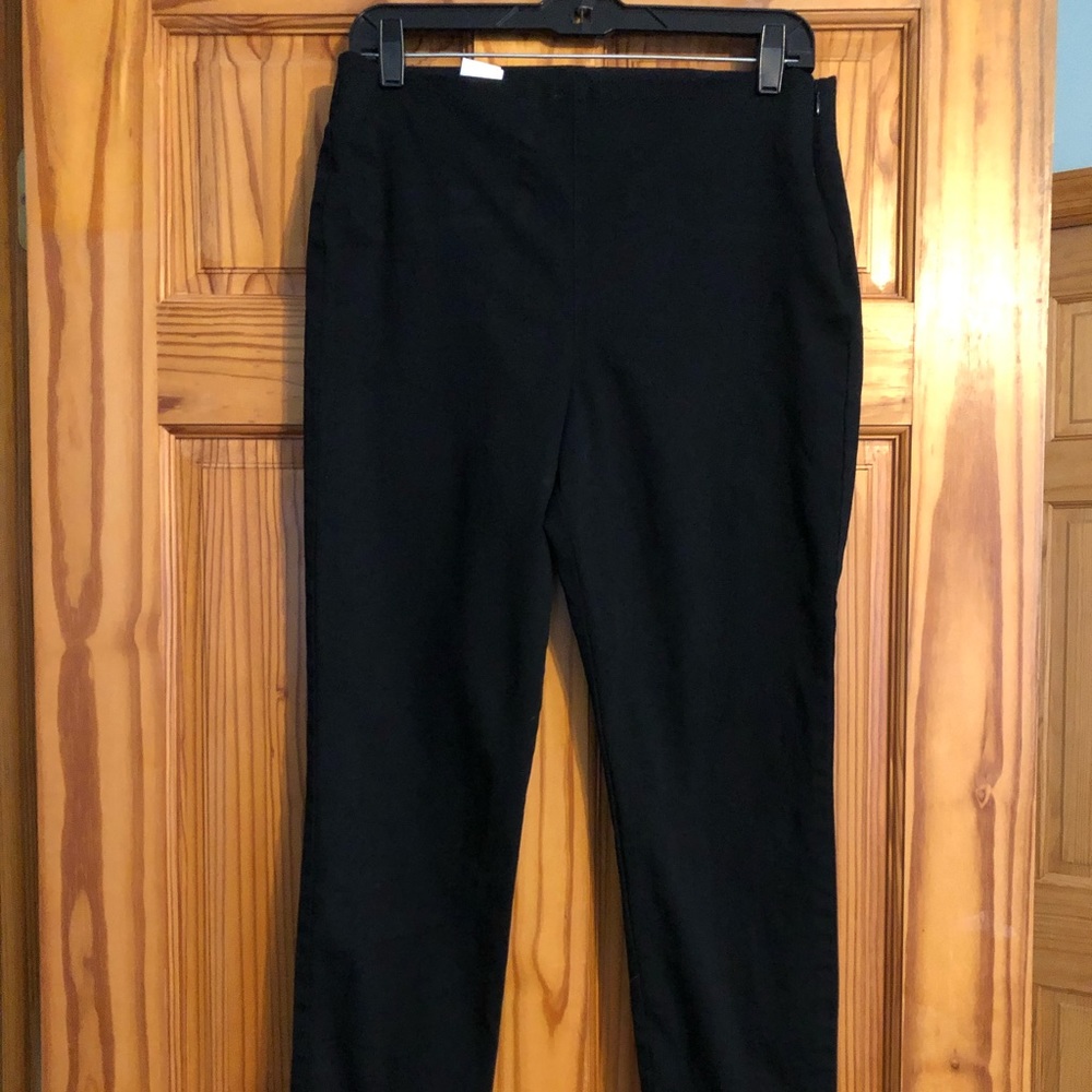 Black size 12 pixie pants from Old Navy.